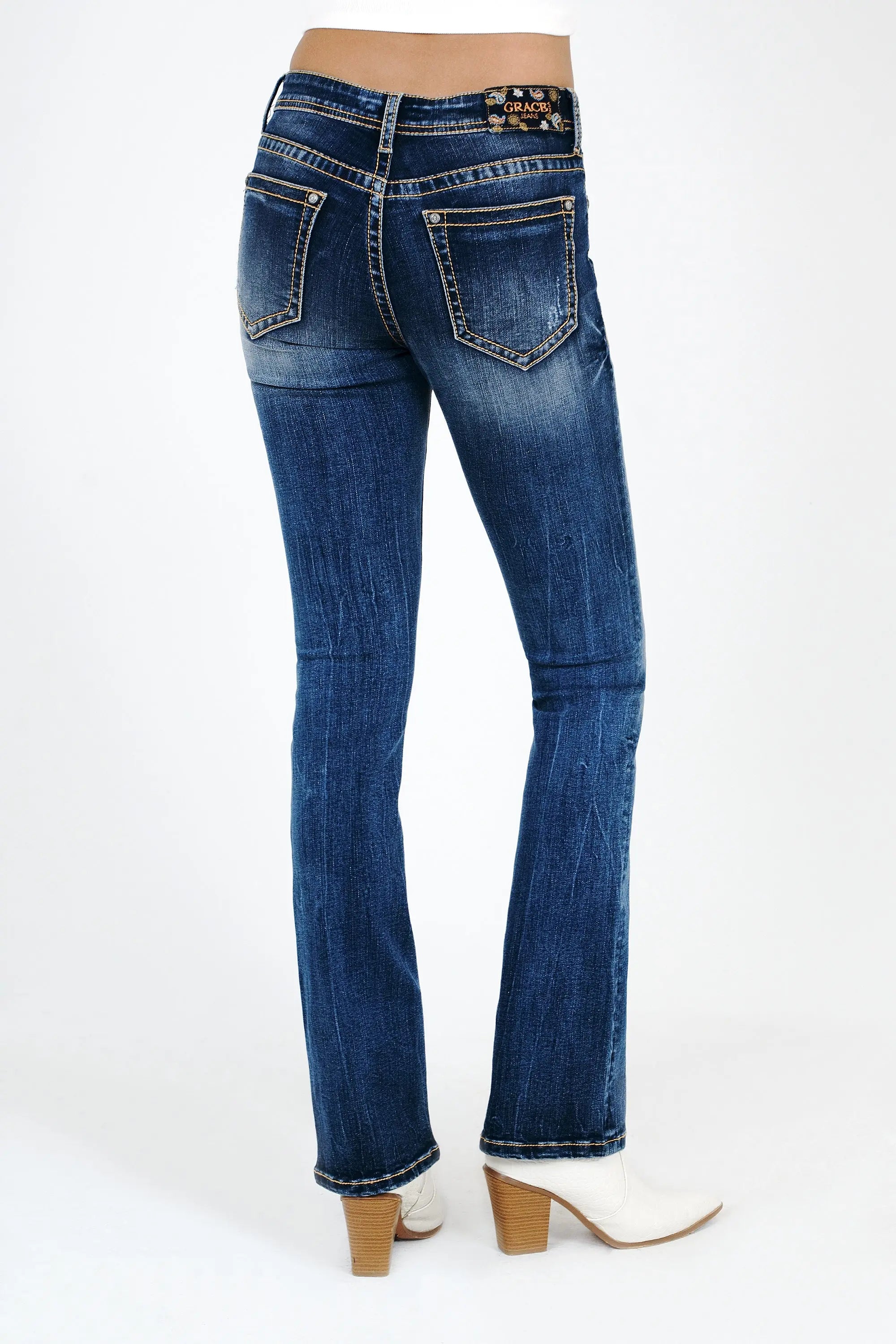 Basic 5 Pocket Med Blue Mid Rise Bootcut Jeans Grace in LA - Denim