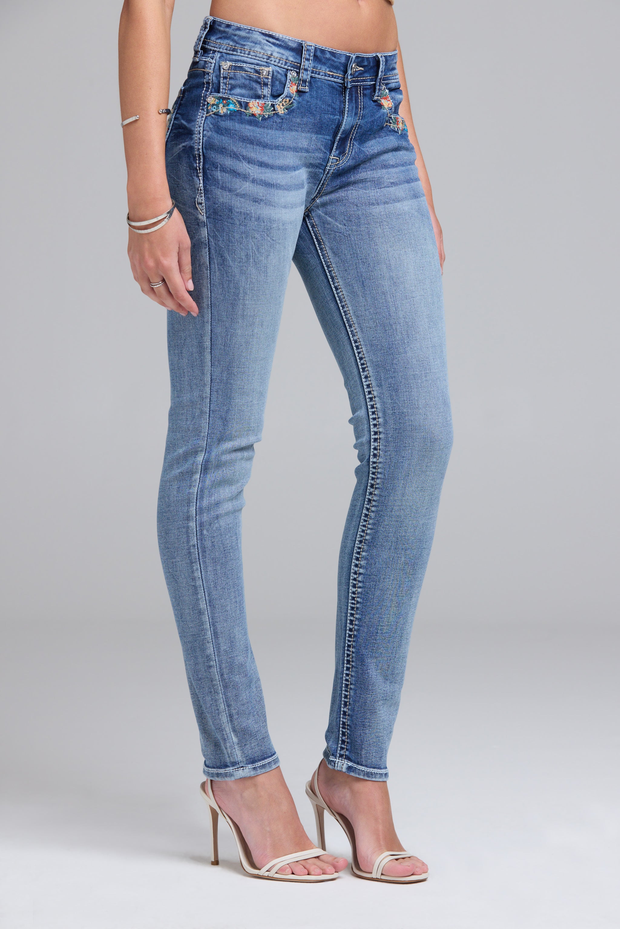 Butterfly Embroidery Denim Skinny Jean Grace in LA