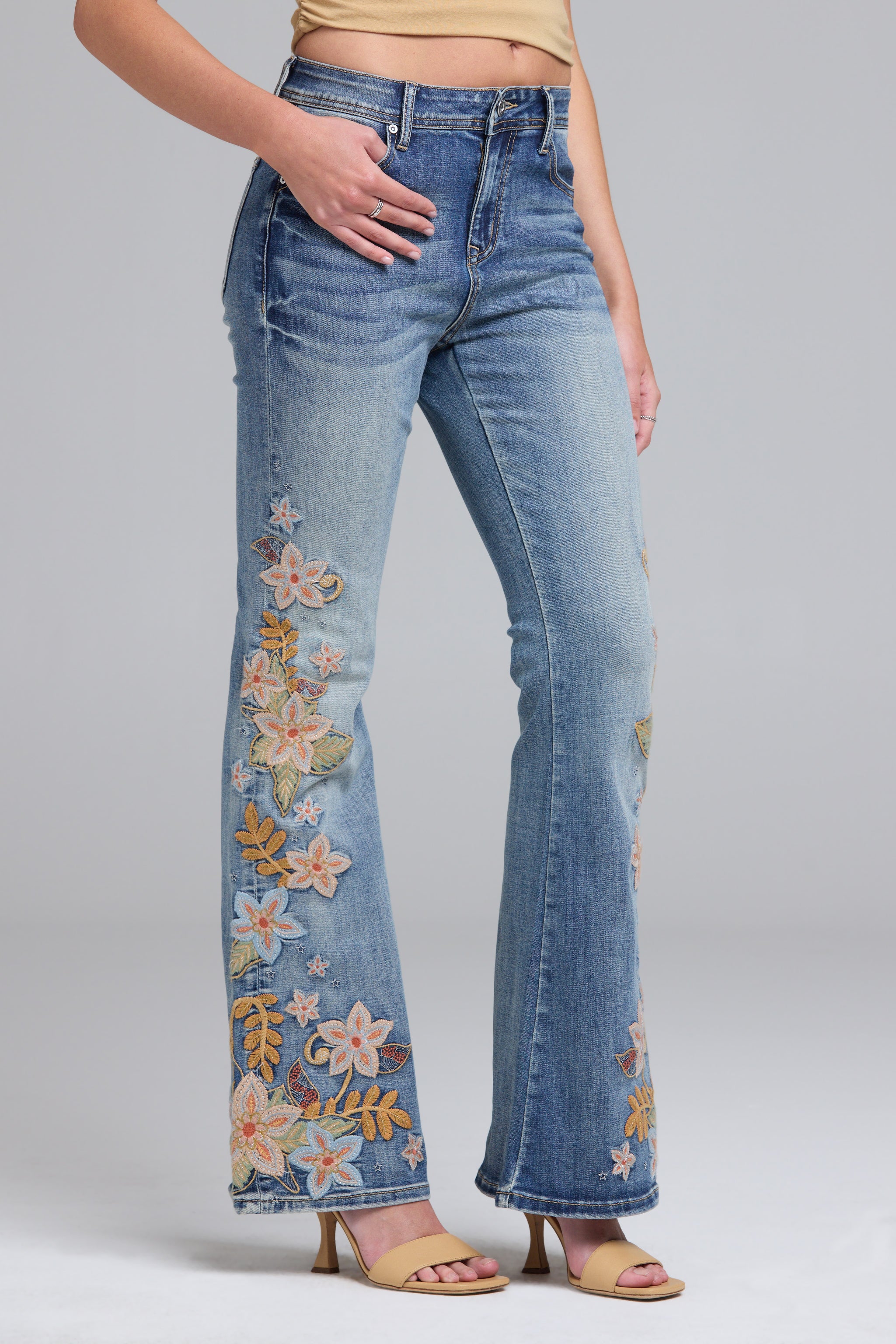 Floral Colorful Embroidered Flare Jeans Grace in LA - Denim