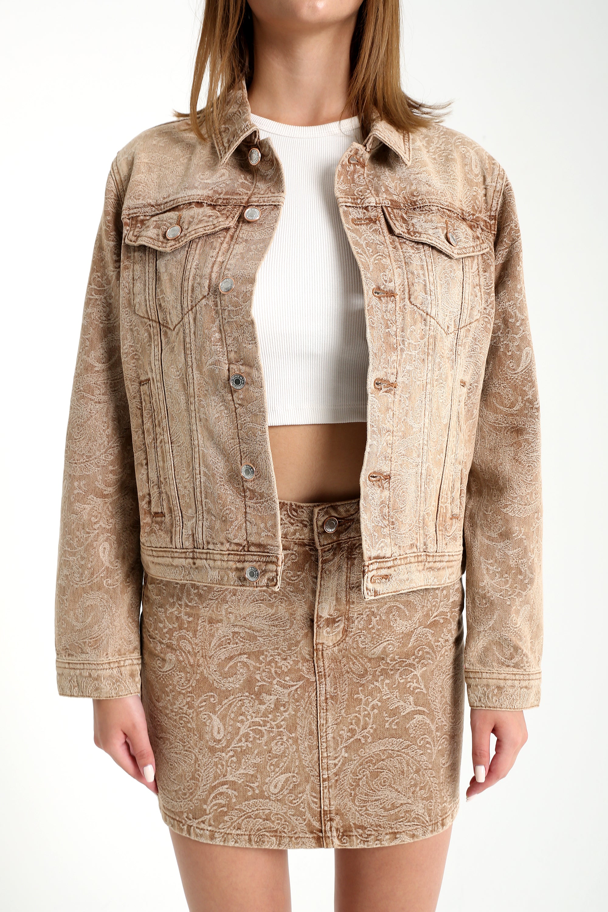 Jacquard Paisley Women's Embroidered Denim Jacket