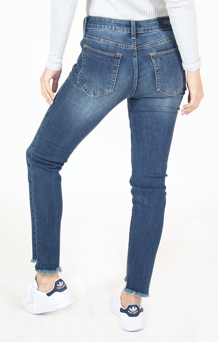 Medium Wash Frayed Hem Mid Rise Skinny Jeans Grace in LA - Denim