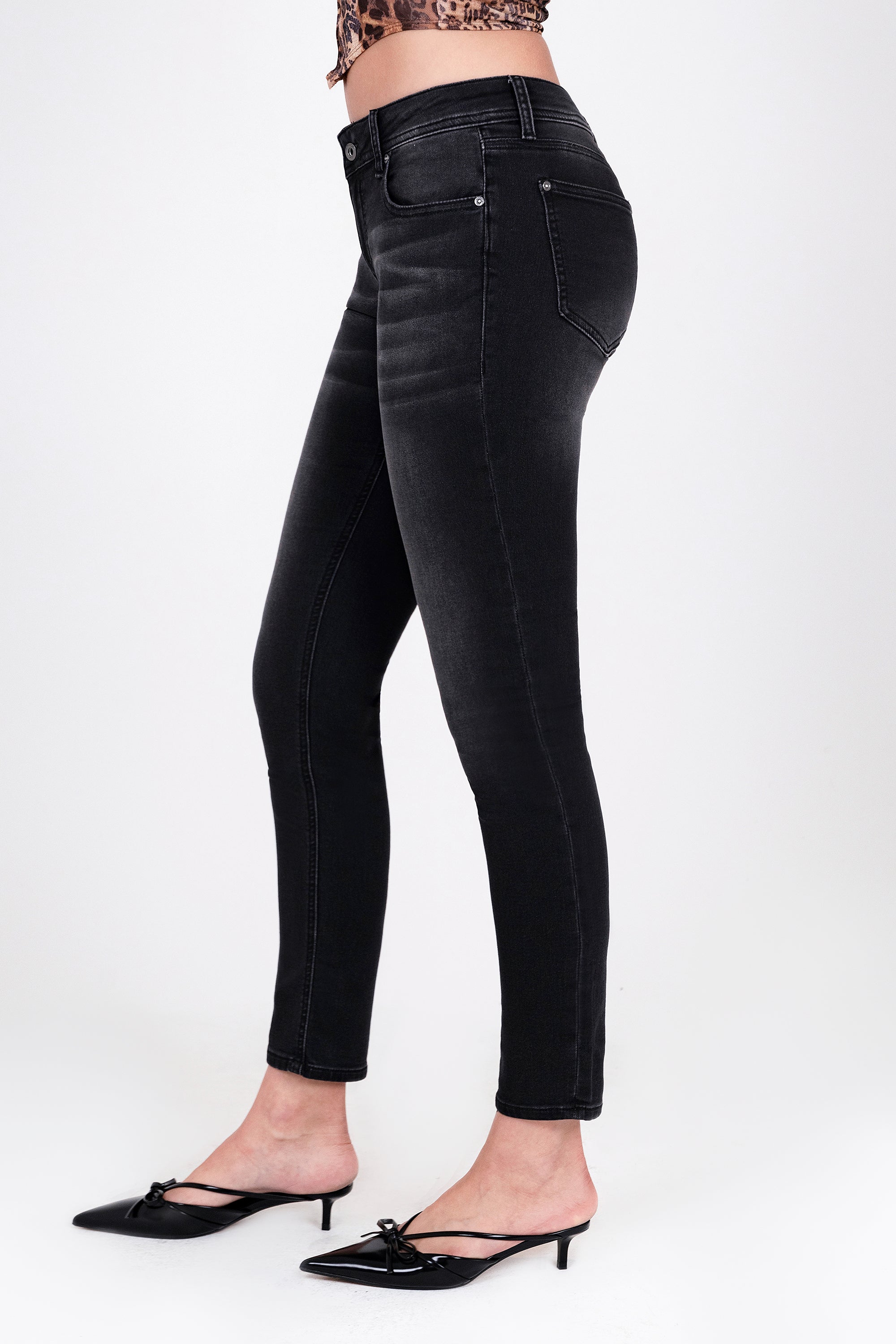 Basic Black Soft Denim Mid Rise Skinny Jeans Grace in LA