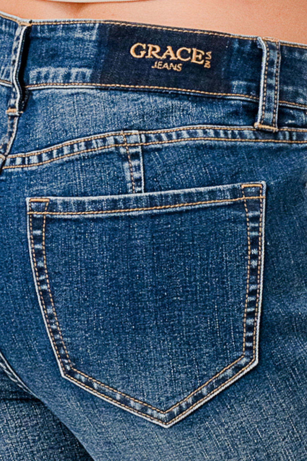 Seam Center Mid Rise Bootcut  Jeans Grace in LA