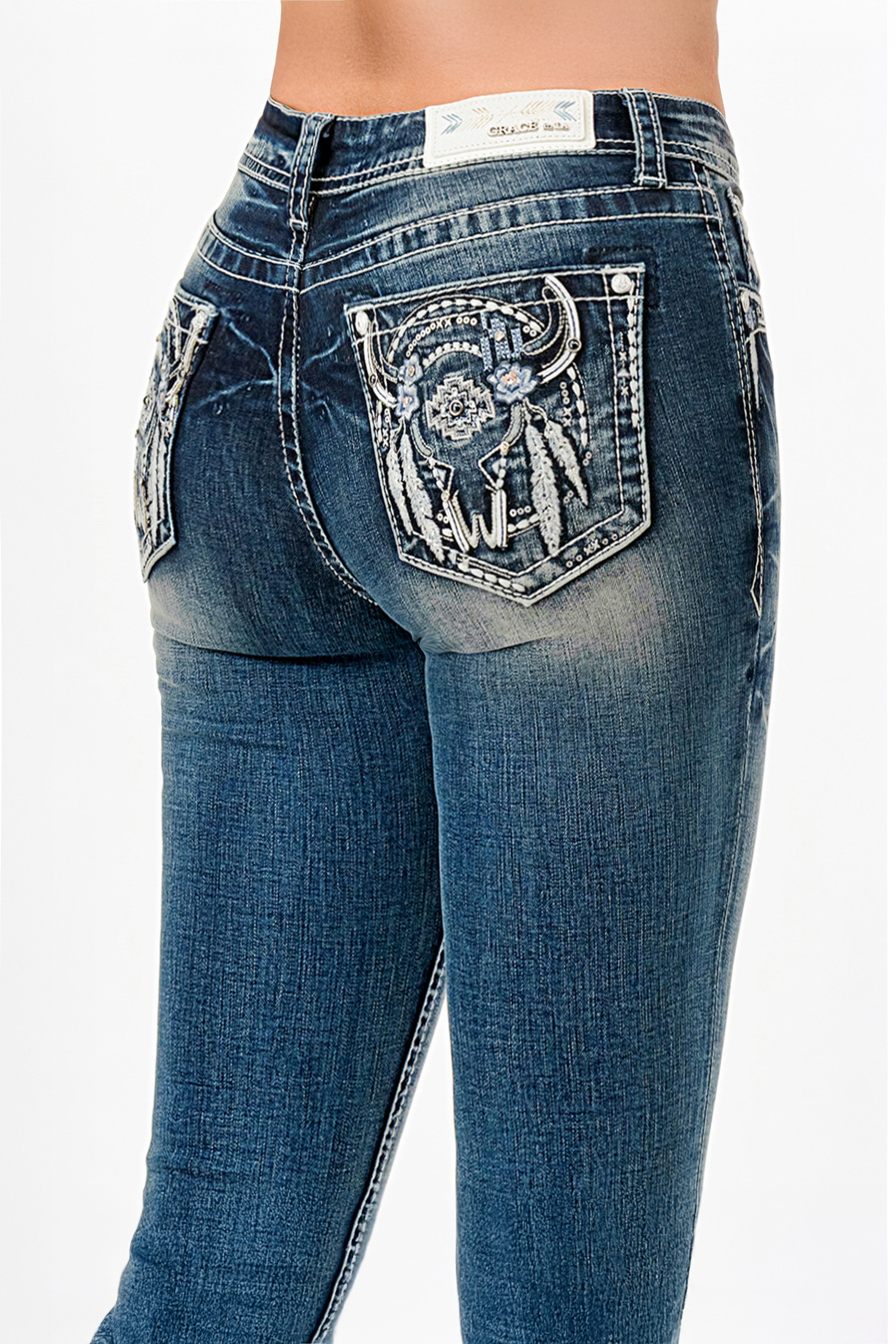 Cattle Dreamcatcher Mid Rise Embellished Bootcut Jeans Grace in LA - Denim