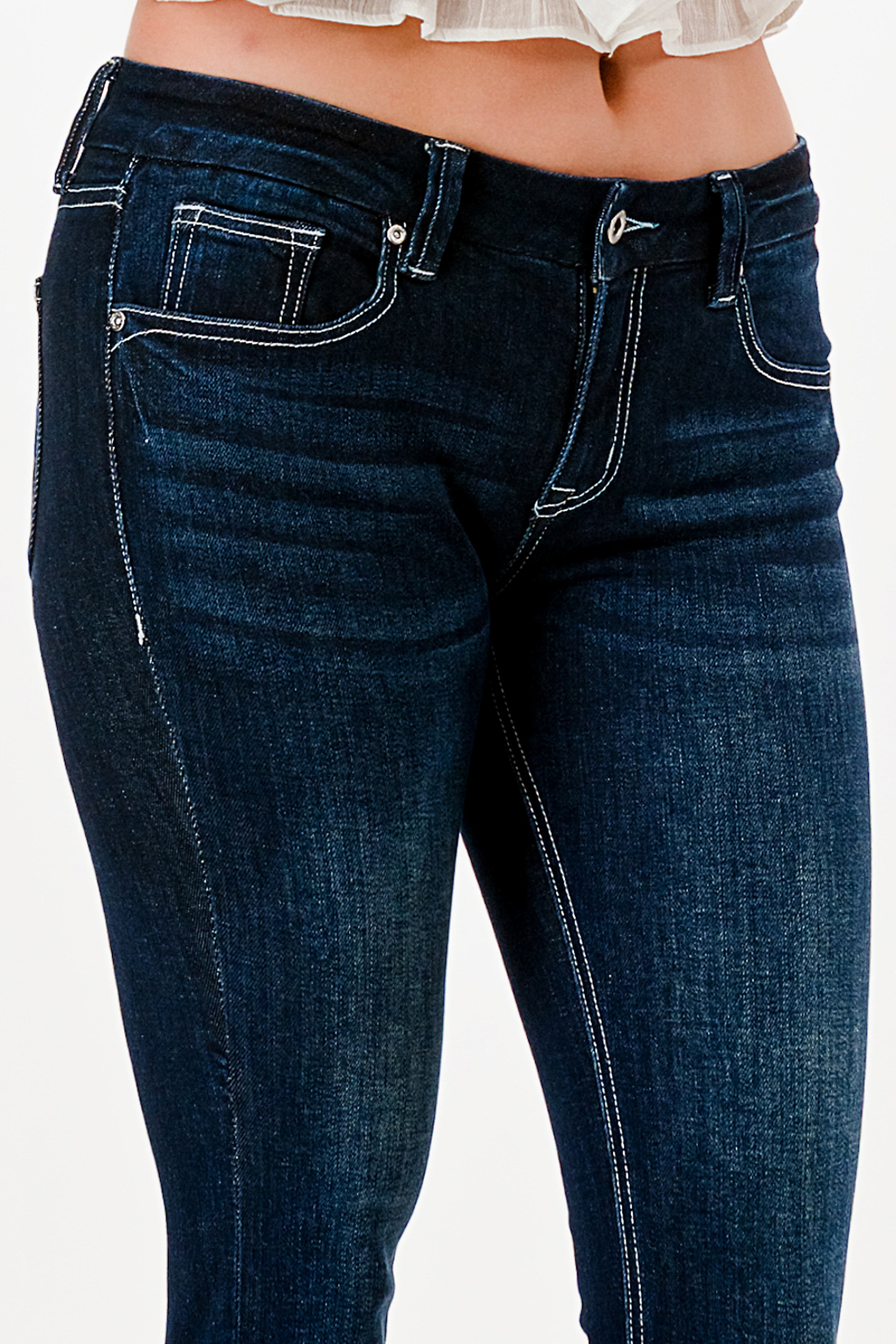 Basic 5 Pockets Straight Leg Jeans