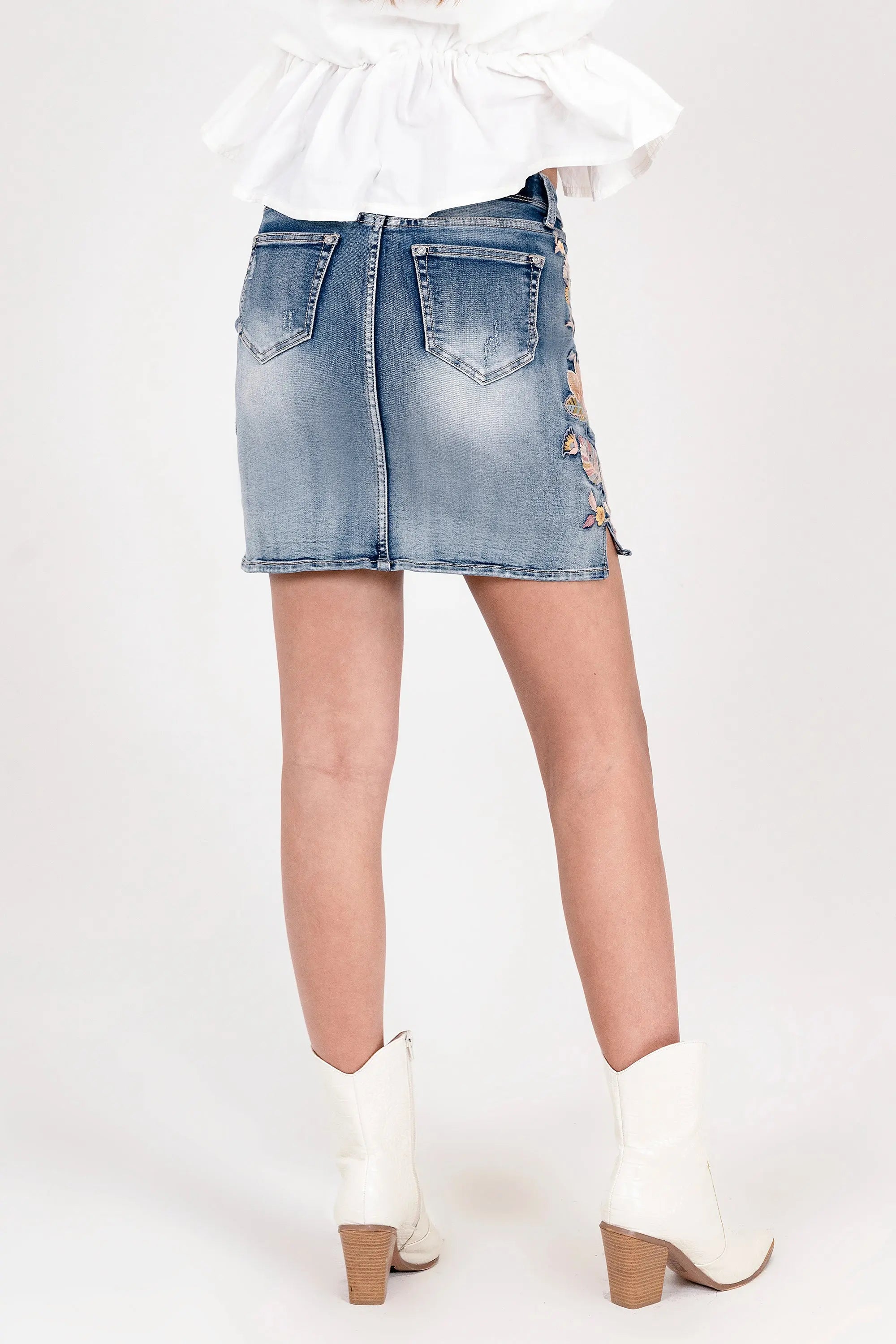 Feather Colorful Embroidered Denim Skirt Grace in LA - Denim