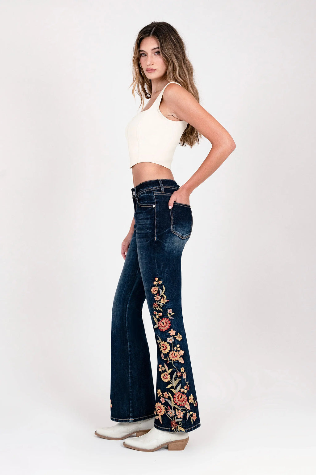 Floral Embroidery Detail High waist Flare Grace in LA - Denim