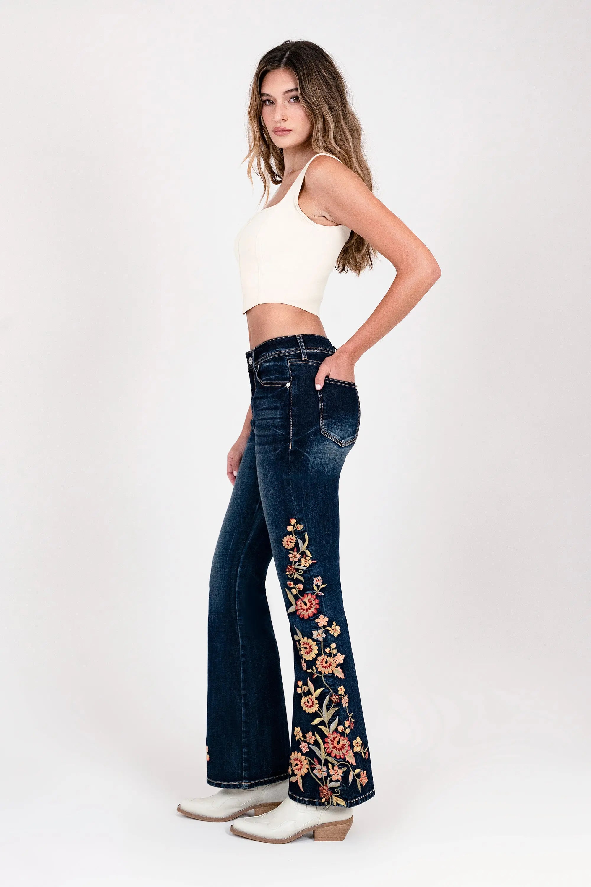 Floral Embroidery Detail High waist Flare Grace in LA - Denim