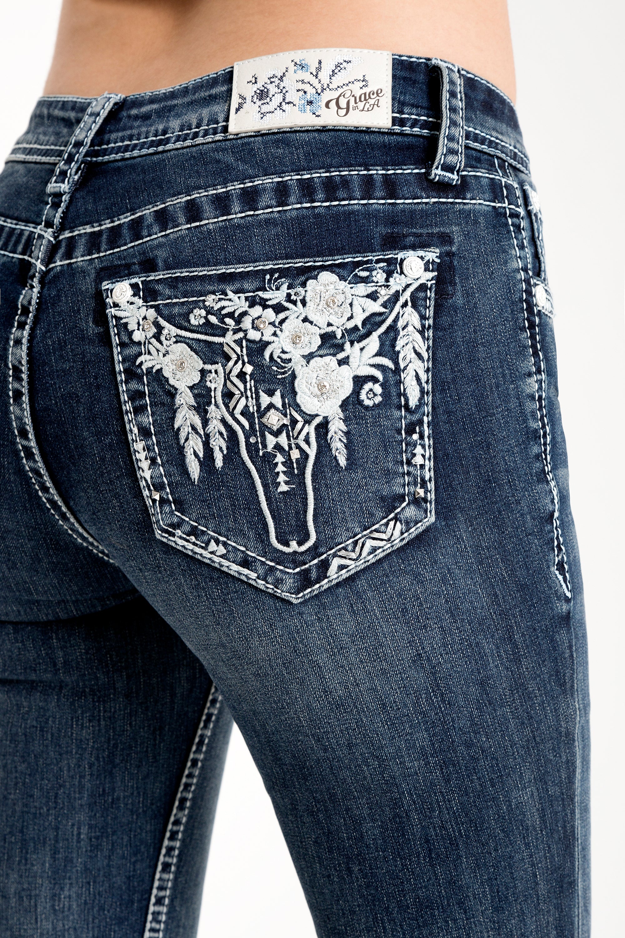 Jeans with sparkles fashion on back pockets